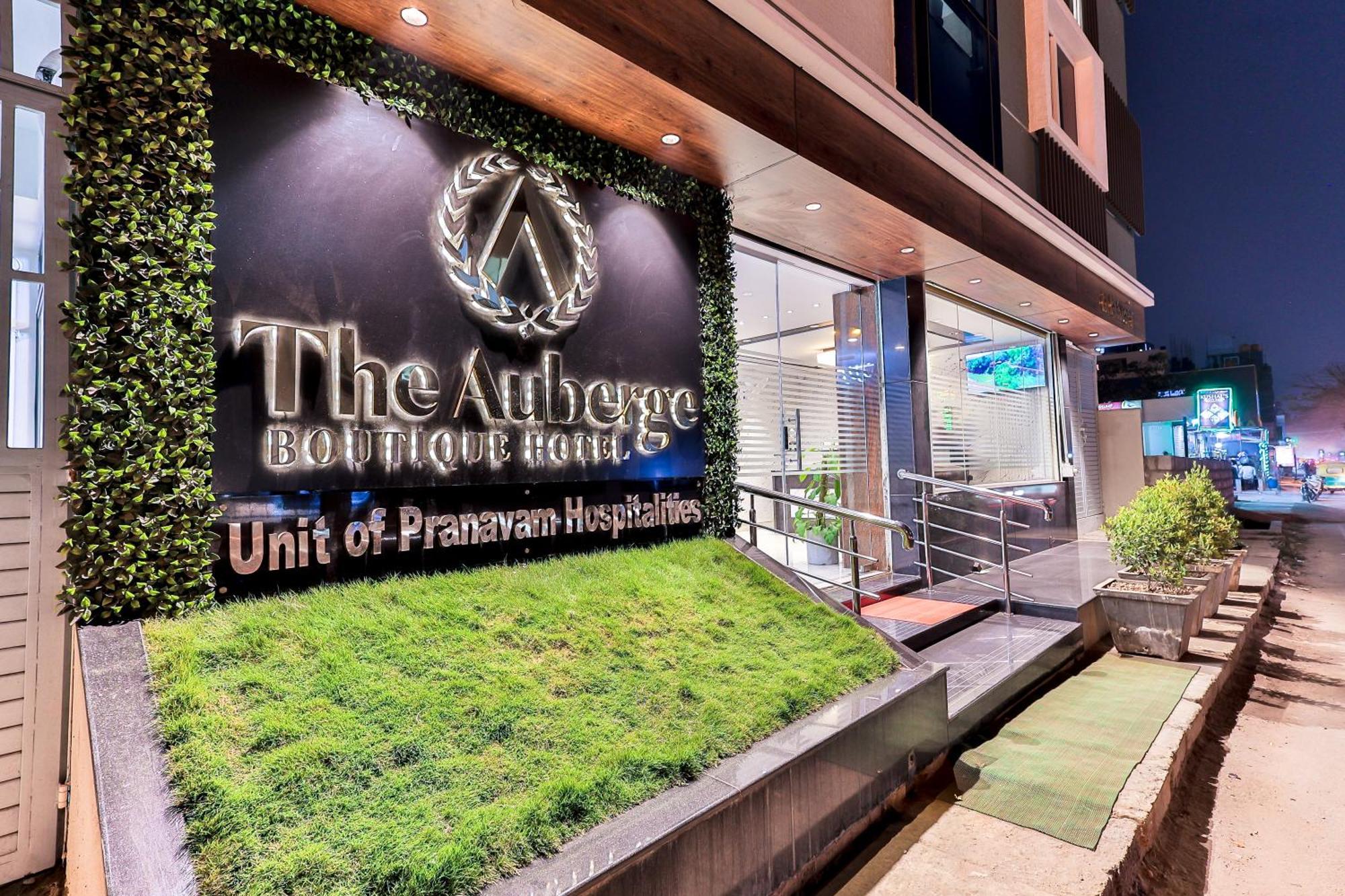 The Auberge Boutique Hotel - Manyata Tech Park Bangalore Exterior photo